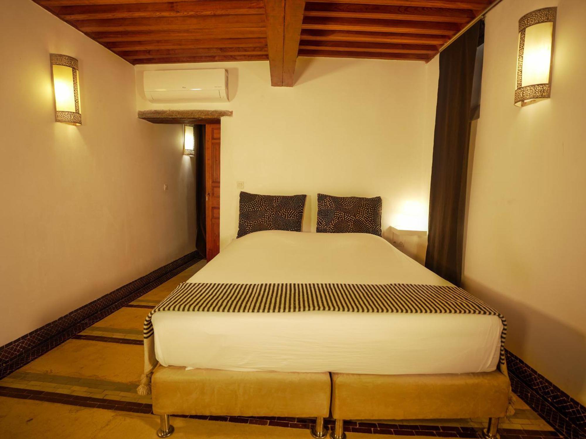 Hotel Dar 7 Louyat Fez Exterior foto
